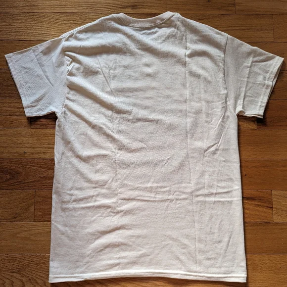 Urban Outfitters Outer Banks graphic tshirt - Picture 3 of 6